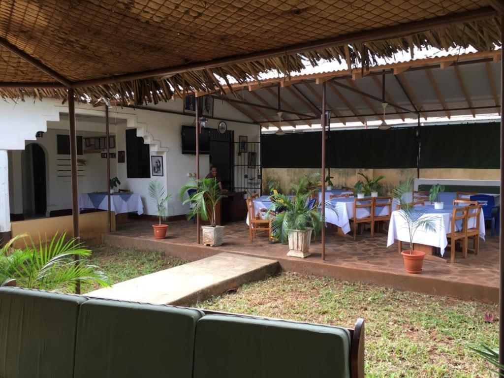 Mama Pierina Restaurant and Annex Hotel Morogoro Bagian luar foto