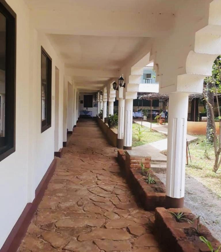 Mama Pierina Restaurant and Annex Hotel Morogoro Bagian luar foto